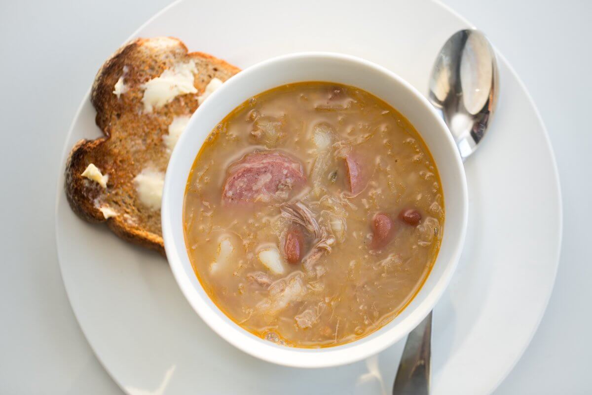 Jota: pork, bean and sauerkraut soup