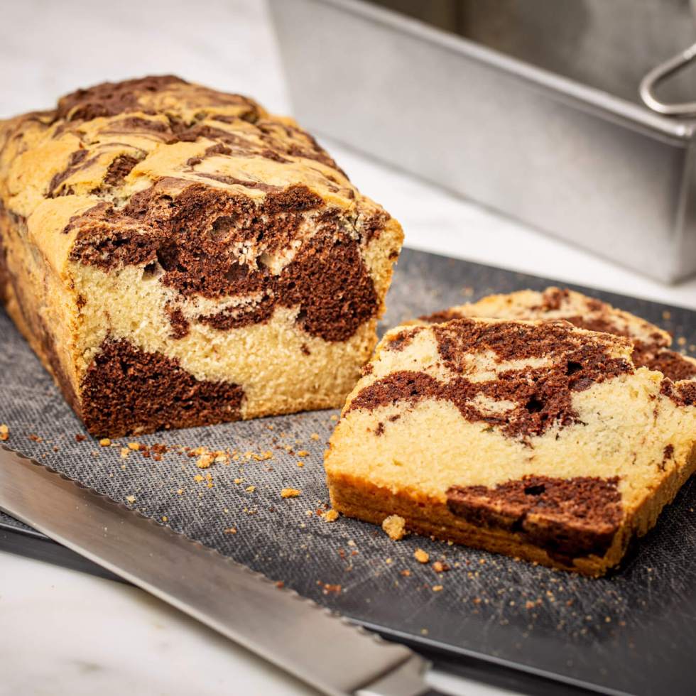 Vegan classic marble cake (Marmorkuchen)
