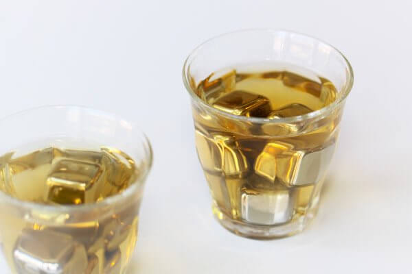 Scotch whisky and green tea cocktail